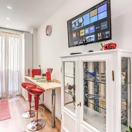 Cosy Flat Cinecitta' * Rome